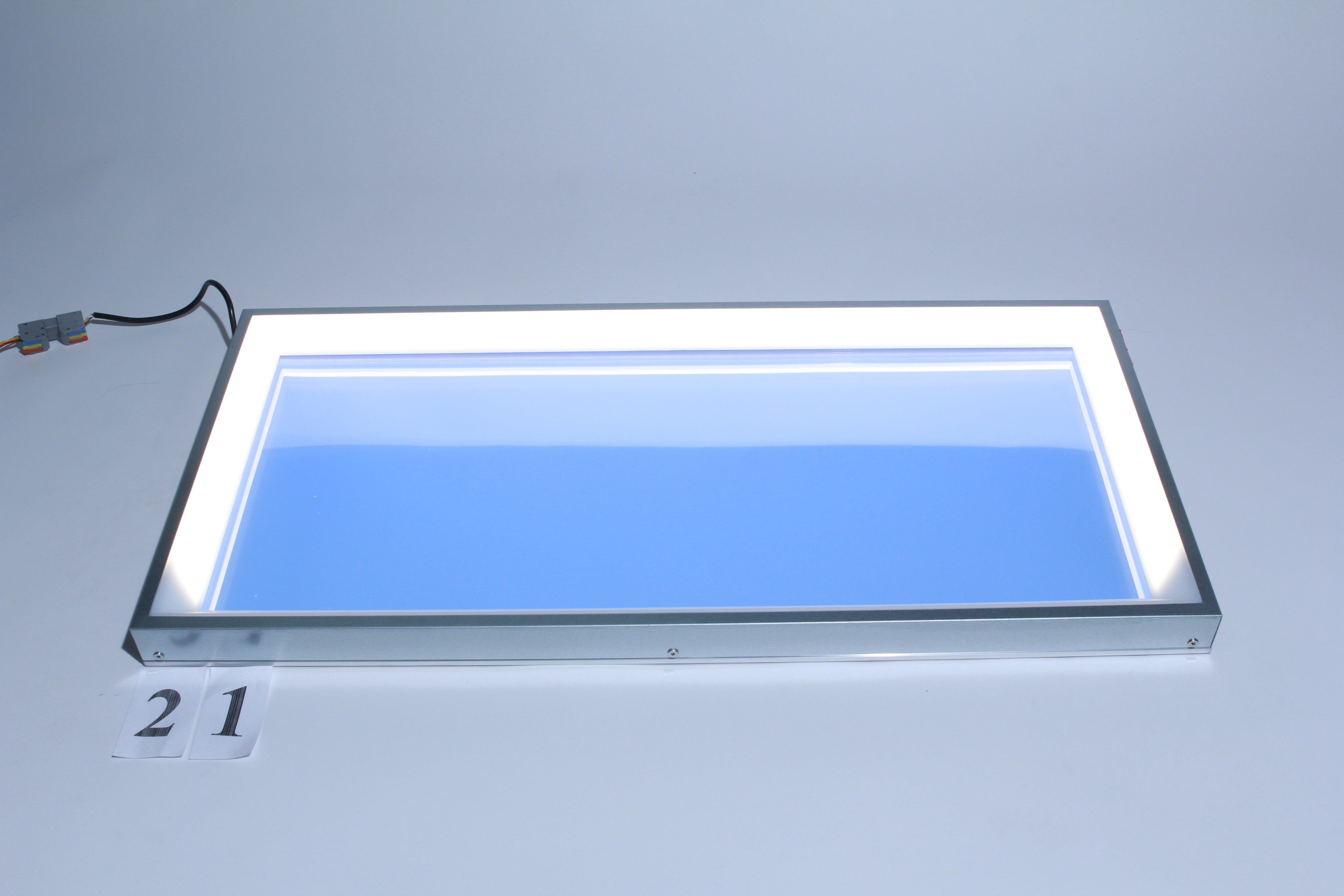21. FLAT-300600 (DEFECT)
