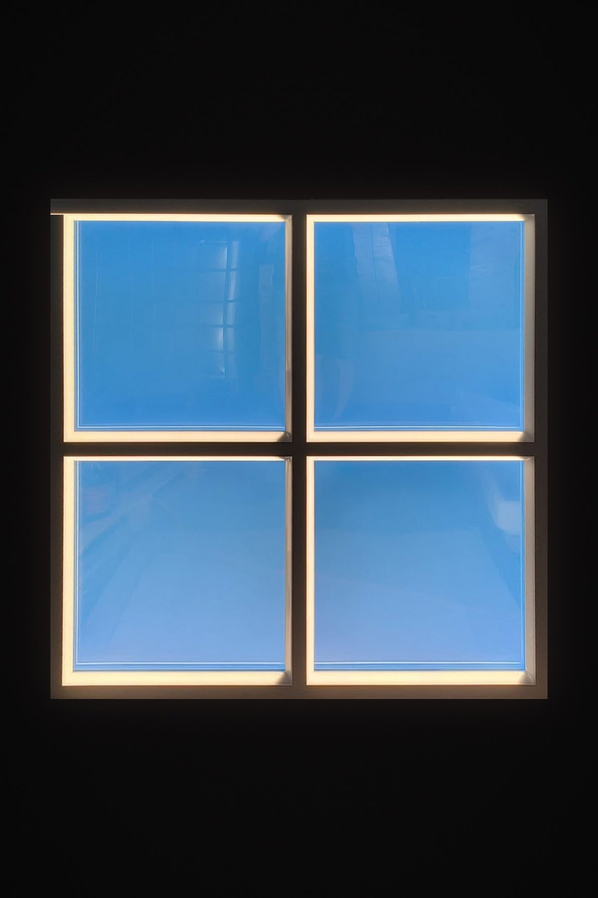 FLAT-22L-600: cztery panele nieba 60 x 60 cm w kwadratowej ramie, 124 x 124 cm